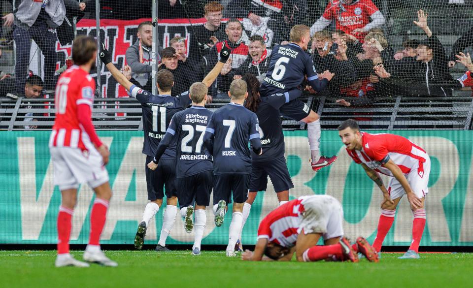 Det ser sort ud for AaB. <i>Foto: Henrik Bo</i>