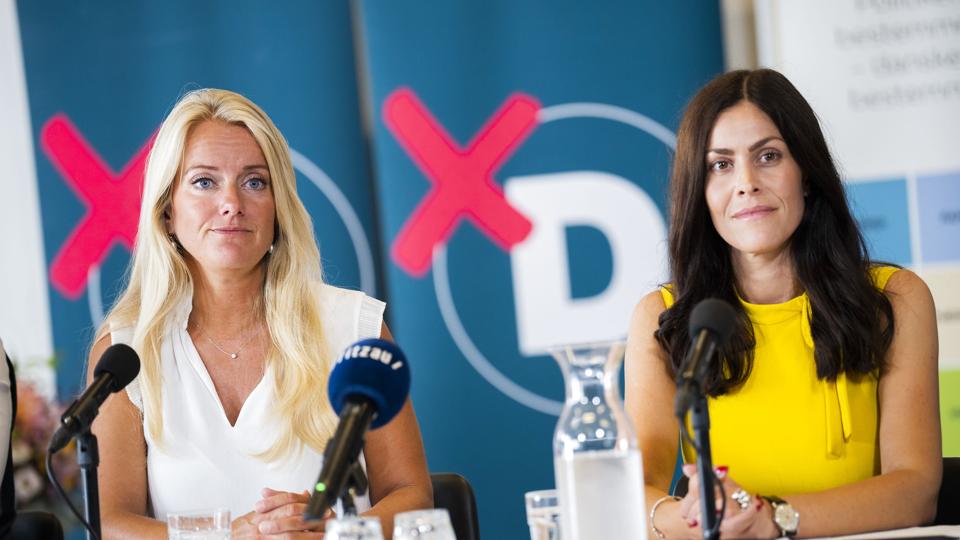 Stemningen mellem Pernille Vermund og Mette Thiesen i Nye Borgerlige har formentlig været bedre end nu. (Arkivfoto). <i>Martin Sylvest/Ritzau Scanpix</i>