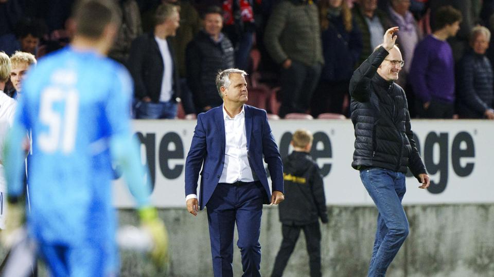 FC Midtjyllands sportschef Svend Graversen (til højre) mener, at Sporting var en af svære modstandere, som Midtjylland kunne trække. Men han tror på et resultat. (Arkivfoto). <i>Bo Amstrup / Ritzau Scanpix/Ritzau Scanpix</i>