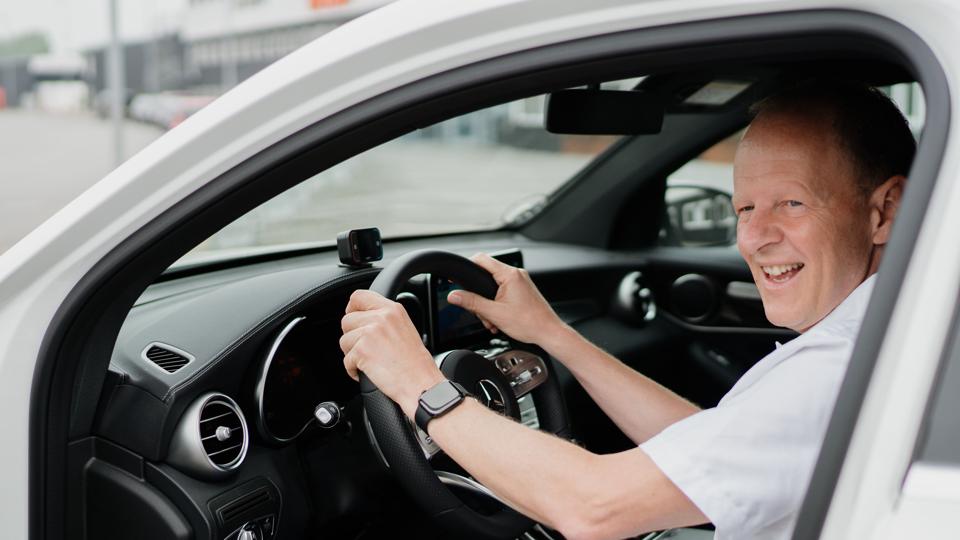 Freddy Sørensen fik idéen til sin trafikalarm i begyndelsen af 2015. Kort tid efter sendte han sit produkt på markedet, og i dag har over 800.000 danskere købt et eksemplar. <i>PR-foto: Saphe.</i>