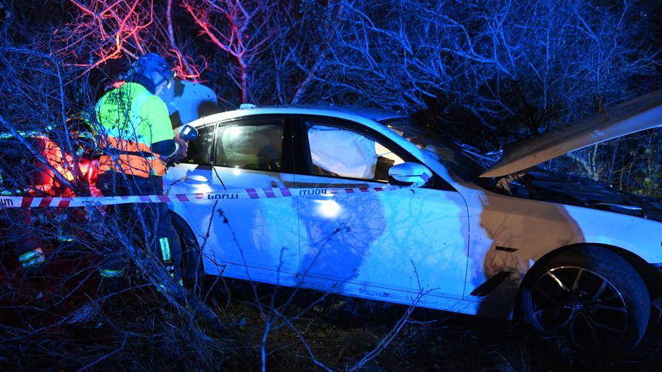 To biler stødte mandag aften sammen på Hirtshalsmotorvejen <i>Foto: Jan Pedersen</i>