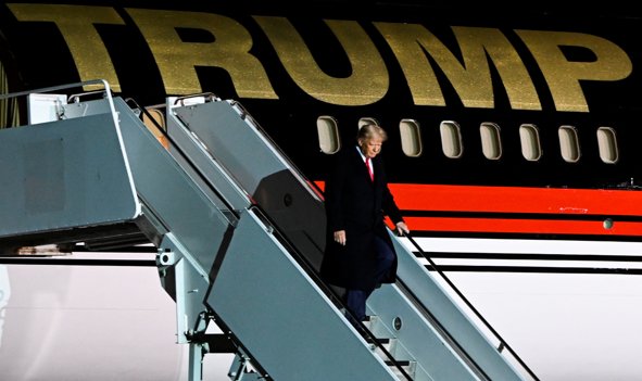 Trump flyver i sit eget fly "Trump Force One". <i>Foto: Gaelen Morse/Reuters/Ritzau Scanpix</i>