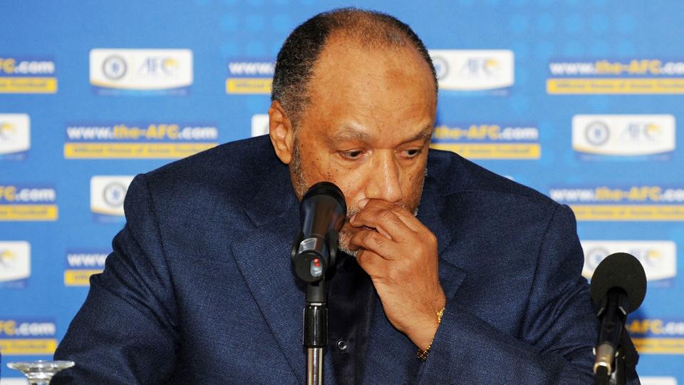 Mohammed Bin Hammam er blevet udelukket på livstid for korruption. Ifølge Sepp Blatter delte han penge ud "alle steder" for at blive præsident. (Arkivfoto). <i>Saeed Khan/Ritzau Scanpix</i>