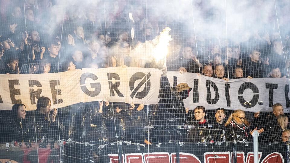 Ikke alle FC Midtjylland-fans kunne styre temperamentet efter pokalskuffelsen i Viborg. <i>Johnny Pedersen/Ritzau Scanpix</i>