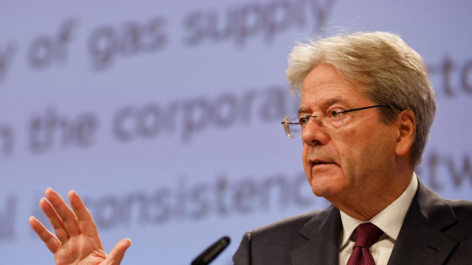 EU's økonomikommissær, Paolo Gentiloni, har fredag præsenteret EU-Kommissionens bud på de økonomiske udsigter for de 27 medlemslande og resten af verdenen. (Arkivfoto). <i>Johanna Geron/Reuters</i>