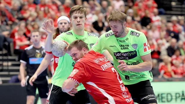 Aalborg Håndbold skulle lørdag eftermiddag forsøge at bevare sin status som ubesejret tophold i HTH Herreligaen. Modstanderen hjemme i Sparekassen Danmark Arena var Ribe-Esbjerg. Benjamin Jakobsen Aalborg 12. november 2022. <i>Foto: Bente Poder</i>