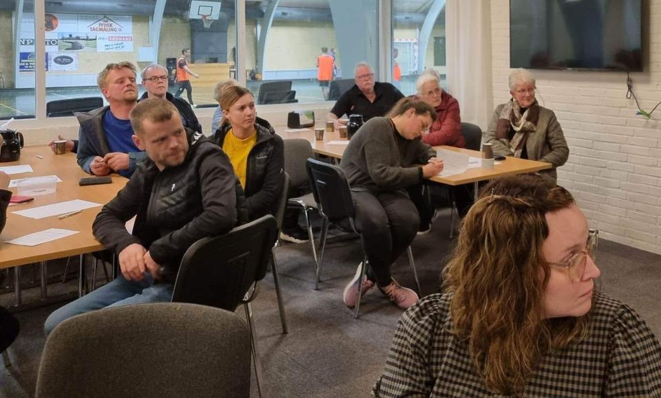 Omkring 100 var i weekenden mødt frem til borgermøde i Vester Hornum. <i>Privatfoto: Camilla Overvad Laursen</i>