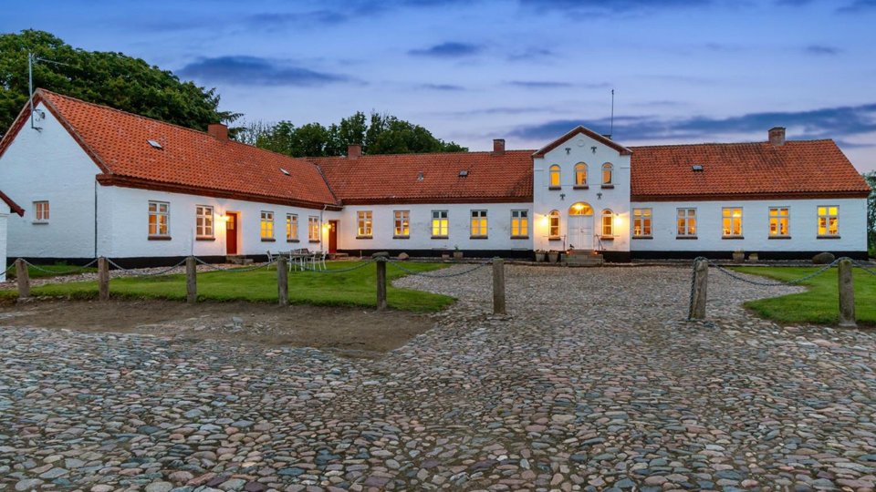 Kjærsgaard Hovedgaard ved Hjørring har været til salg siden 2017 <i>Foto: Lilienhoff</i>