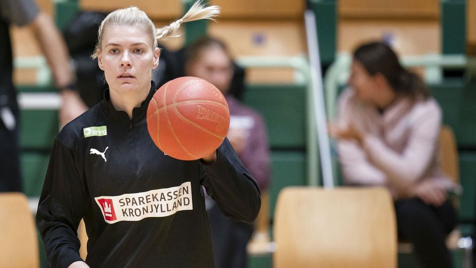 EM-profilen Kathrine Heindahl har det svært med, at hun ikke aner, hvornår hun kan se sine russiske venner og veninder igen. <i>Liselotte Sabroe/Ritzau Scanpix</i>