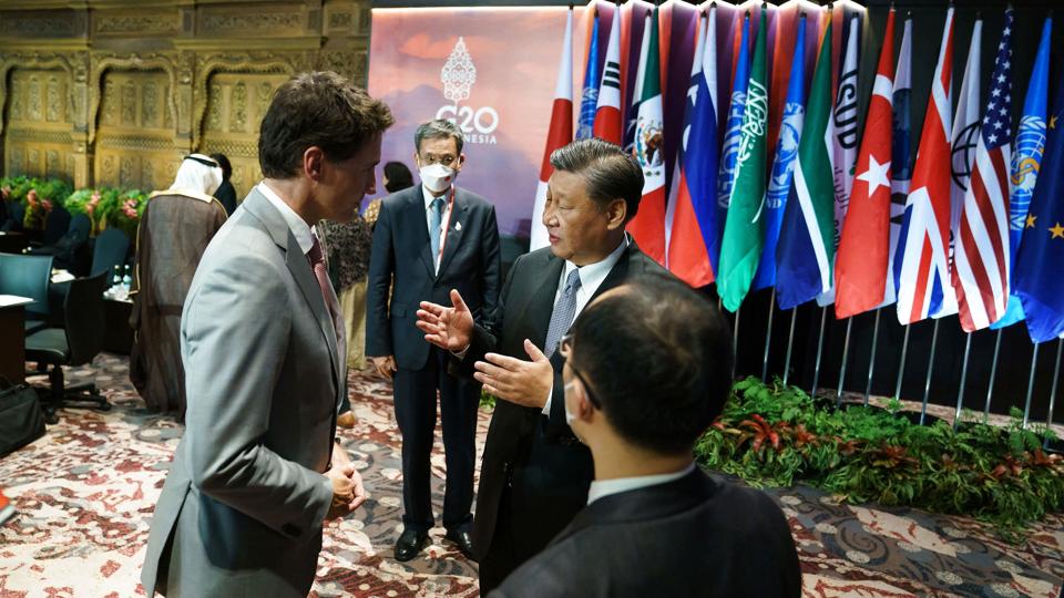 Canadas premierminister, Justin Trudeau, fik klar besked fra den kinesiske præsident, Xi Jinping, da de to mødtes onsdag efter et bilateralt møde tirsdag. <i>Adam Scotti/Pmo/Reuters</i>