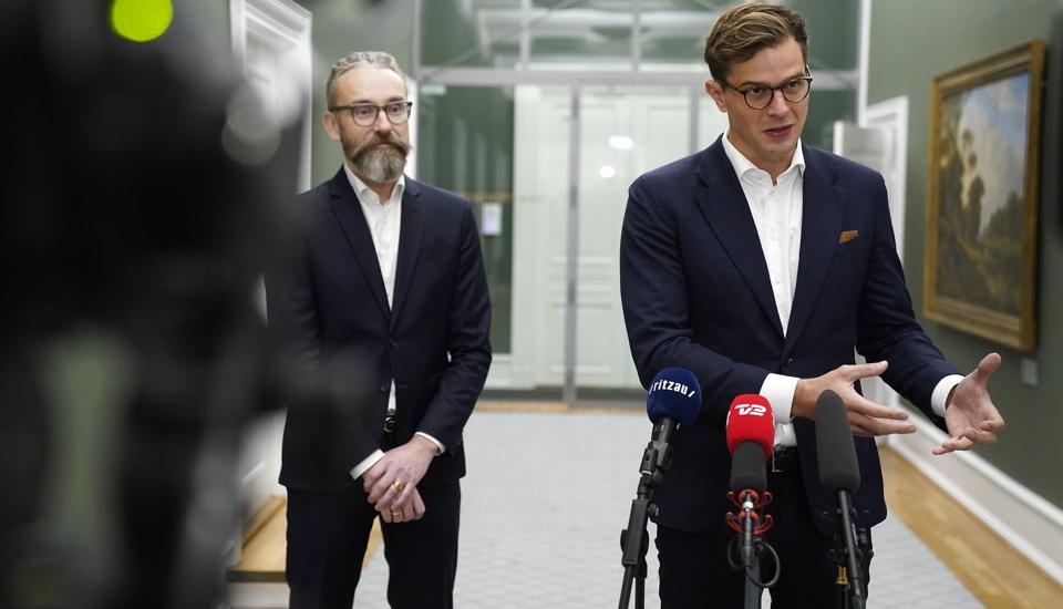 Liberal Alliances partileder, Alex Vanopslagh, mener, at Venstres formand, Jakob Ellemann-Jensen, er ved at aflive den borgerlige blok i Danmark. <i>Ida Marie Odgaard/Ritzau Scanpix</i>