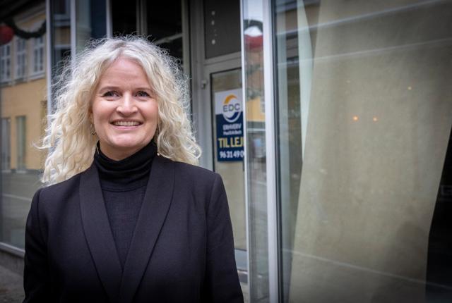 Karina Lundtoft og de øvrige butiksindehavere i Slotsgade har et stærkt sammenhold, og de står bag fælles initiativer, der skal styrke deres gade.