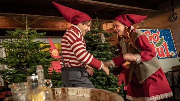 Sanne Sol Kristensen og Jens Bernstorff Vejsnæs drømmer om at kunne bruge mange af de unikke naturmæssige og kulturelle perler, der er i Jammerbugt Kommune, til teater. <i>Foto: Martin Damgård</i>