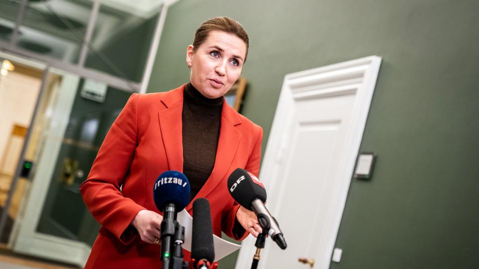 Mette Frederiksen (S) har onsdag meldt ud, at regeringsforhandlingerne fortsætter med færre partier. Enhedslisten, Alternativet og Nye Borgerlige er ikke længere med. <i>Ida Marie Odgaard/Ritzau Scanpix</i>