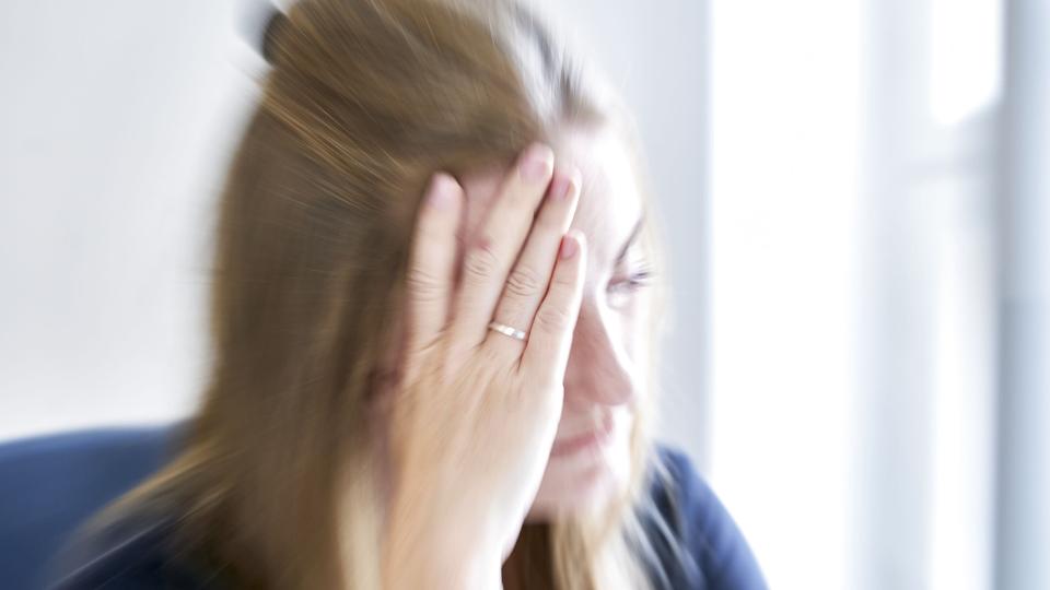 Når der nedlukkes og indføres restriktioner under en pandemi, har det en række konsekvenser, der rækker ud over det rent sundhedsmæssige. Blandt andet førte coronatrætheden til øget mistillid til politikere, viser nyt studie. (Arkivfoto). <i>Signe Goldmann/Ritzau Scanpix</i>