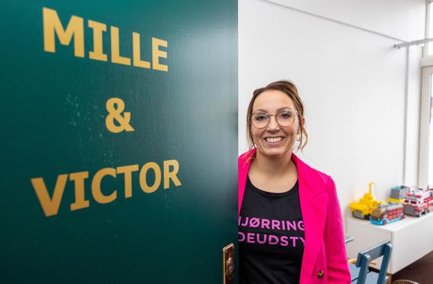 I baglokalet er der indrettet legerum til Trine Harpsøe Sørensens børn, så de også kan blive passet i butikken. <i>Foto: Bente Poder</i>