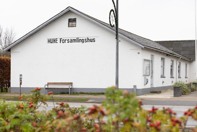 Hune Forsamlingshus er fra 1896, og dets dage er talte. Derfor arbejder Hune Forsamlingshus og Hune-Blokhus Borgerforening på at rejse penge til etableringen af et multihus.