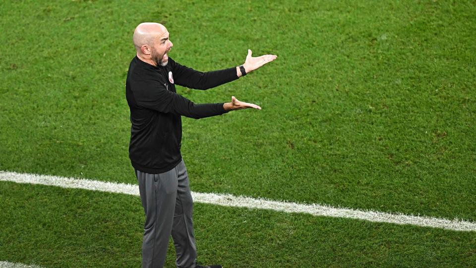 Qatars spanske landstræner, Felix Sanchez, måtte se sit hold tabe 1-3 til Senegal fredag. <i>Manan Vatsyayana/Ritzau Scanpix</i>