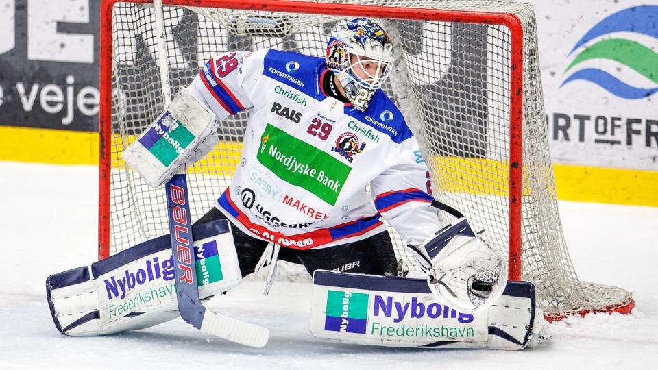 Tadeas Galansky var tilbage i målet for White Hawks onsdag aften. Det blev dog en hård én af slagsen for ham. <i>Arkivfoto: Torben Hansen</i>