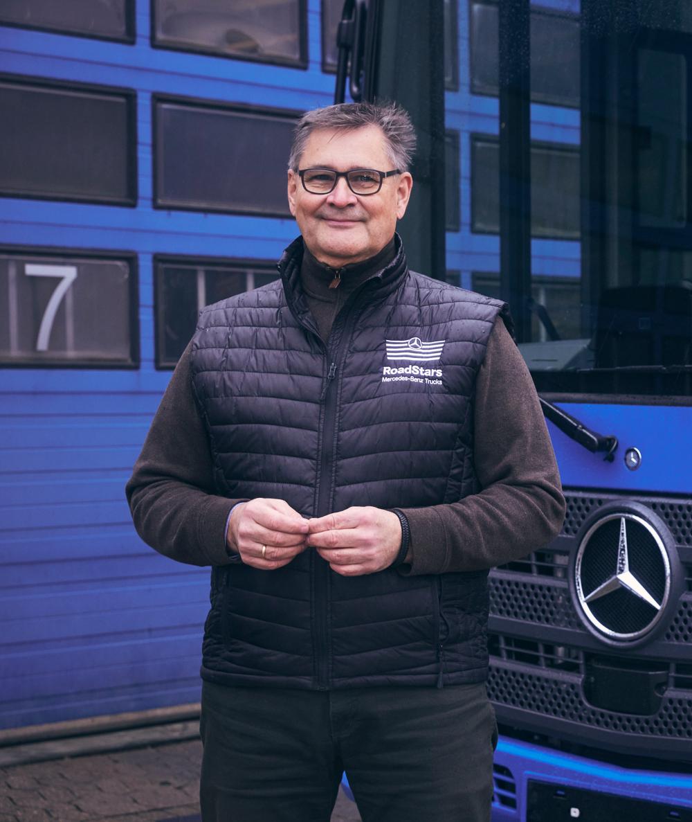 Mikael Voigt er eMobility- og PR-manager hos den danske Mercedes-Benz lastbilimportør, Hessel Trucks Mikael Voigt er eMobility- og PR-manager hos den danske Mercedes-Benz lastbilimportør, Hessel Trucks