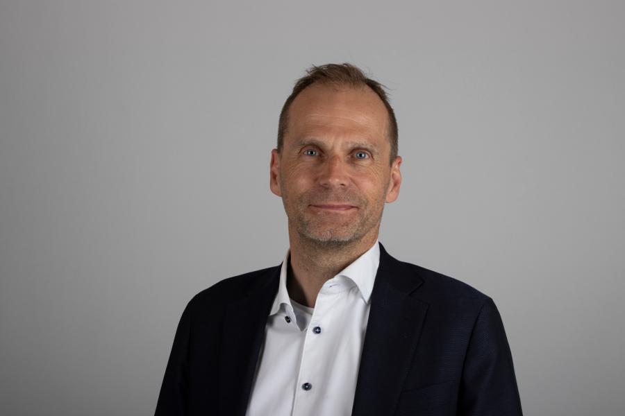 Lars Josefsson, vd för Nexans Sweden säger att maskinparken i Grimsås utgörs av mer än 100 produktionslinjer. Lars Josefsson, vd för Nexans Sweden säger att maskinparken i Grimsås utgörs av mer än 100 produktionslinjer.