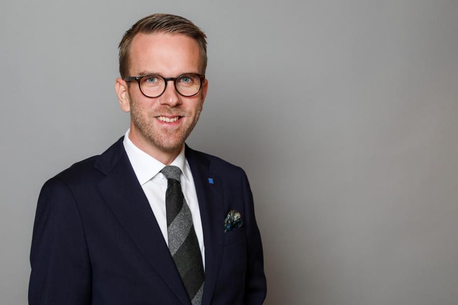 Andreas Carlson. Andreas Carlson.