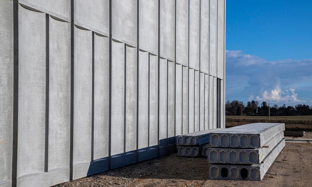DS Elcobyg har base i Hobro og er blandt de største aktører i Norden, når det kommer til stål og beton. DS Elcobyg har base i Hobro og er blandt de største aktører i Norden, når det kommer til stål og beton.