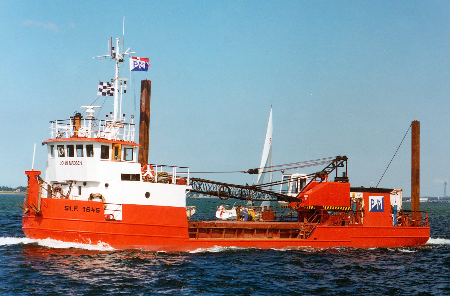 STATUS: UK-rederi har hentet skib fra konkursbo i Grenaa – et Peter ...