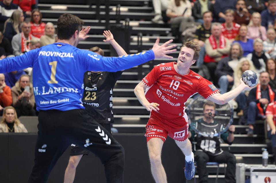 Kristian Bjørnsen glæder sig til at blive holdkammerat med Niklas Landin, som han ellers havde godt styr på i torsdagens CL-kamp. <i>Foto: Bente Poder</i>
