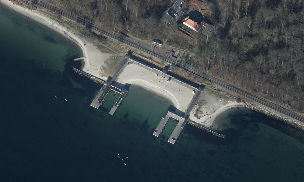 Den Permanente Badeanstalt ved Risskov skov i Aarhus står foran en udvidelse. Den Permanente Badeanstalt ved Risskov skov i Aarhus står foran en udvidelse.