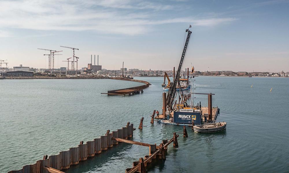 Munck Havne & Anlæg har fortsat de seneste års vækstrejse og leverer en rekordhøj omsætning inden for trafikal infrastruktur, maritime anlægsopgaver og tværfaglige anlægsprojekter. Munck Havne & Anlæg har fortsat de seneste års vækstrejse og leverer en rekordhøj omsætning inden for trafikal infrastruktur, maritime anlægsopgaver og tværfaglige anlægsprojekter.