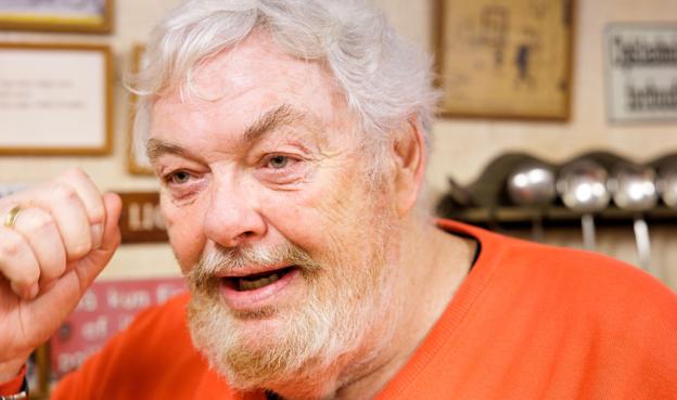 Tom Lindskog kom i lære i Sparekassen for Thisted Amt i 1971 - med Anders Henningsen som nabo ... <i>Foto: Bo Lehm</i>