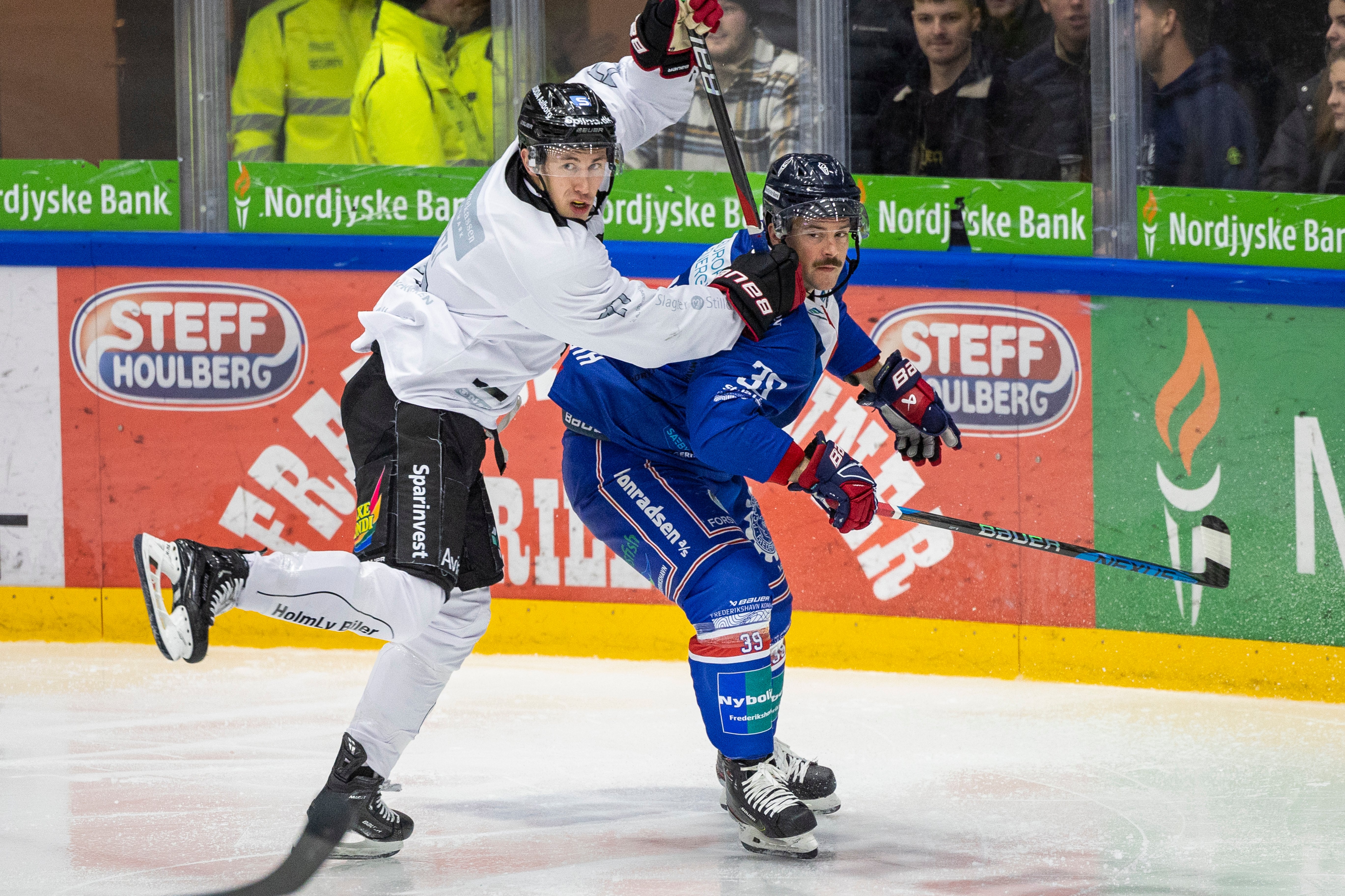 Aalborg slog hårdt tilbage i dramatisk ishockeybrag mod Frederikshavn