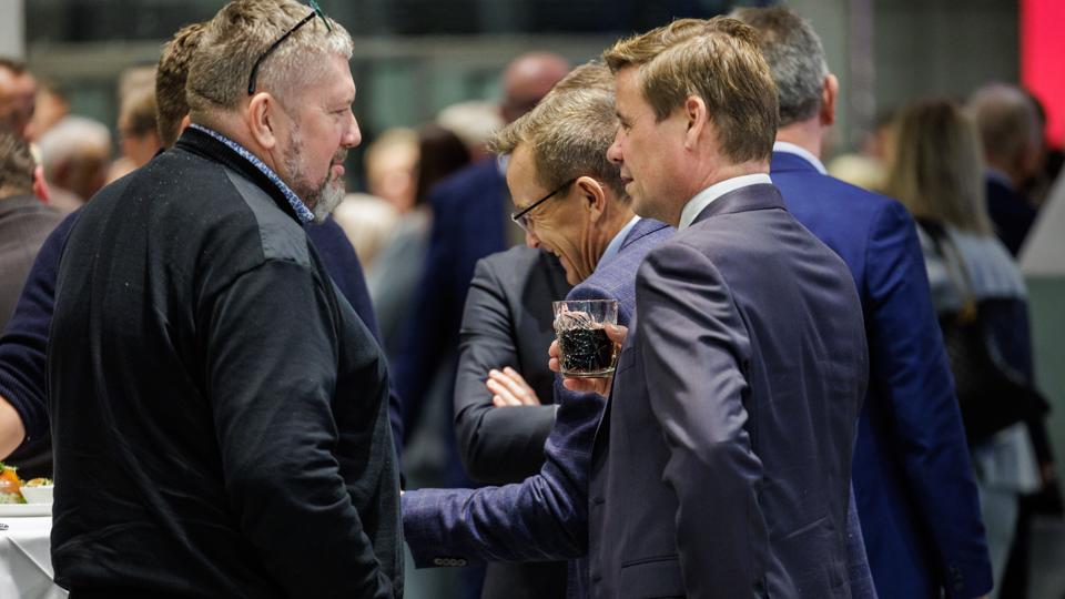 Forholdet mellem administrerende direktør og ansvarshavende chefredaktør Mikael Justesen og borgmester Thomas Kastrup-Larsen er blevet kritiseret, efter det kom frem, at Aalborg Kommune i årevis har givet produktionsstøtte til TV2 Nord. <i>Arkivfoto: Henrik Bo</i>