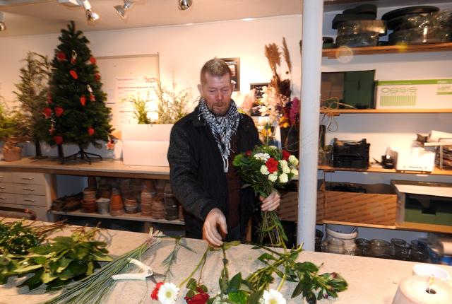 Mark Ovesen er altid at finde i blomsterbinderiet.