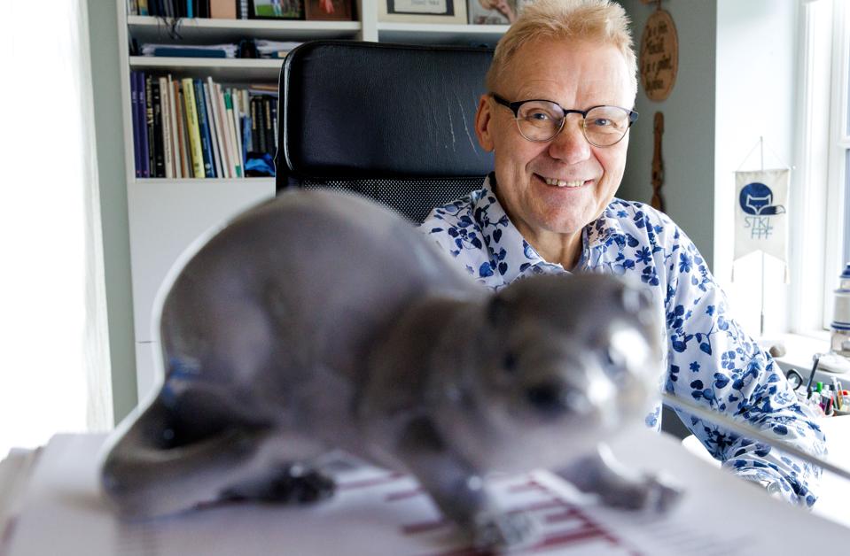 Tor Mikael Lassén står bag et omfattende forskningsarbejde i minkfoder og har publiceret adskillige forskningsartikler. <i>Foto: Bo Lehm</i>
