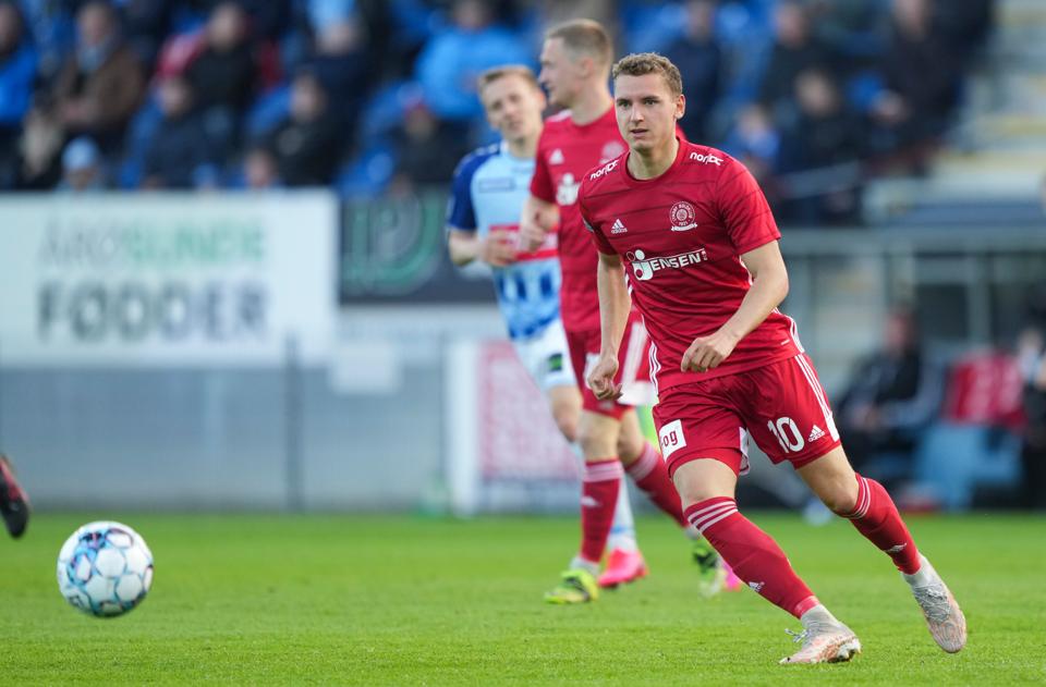 Rasmus Thellufsen forlod AaB til fordel for Lyngby i 2020. Nu går turen til USA. <i>Arkivfoto: Claus Fisker/Ritzau Scanpix</i>