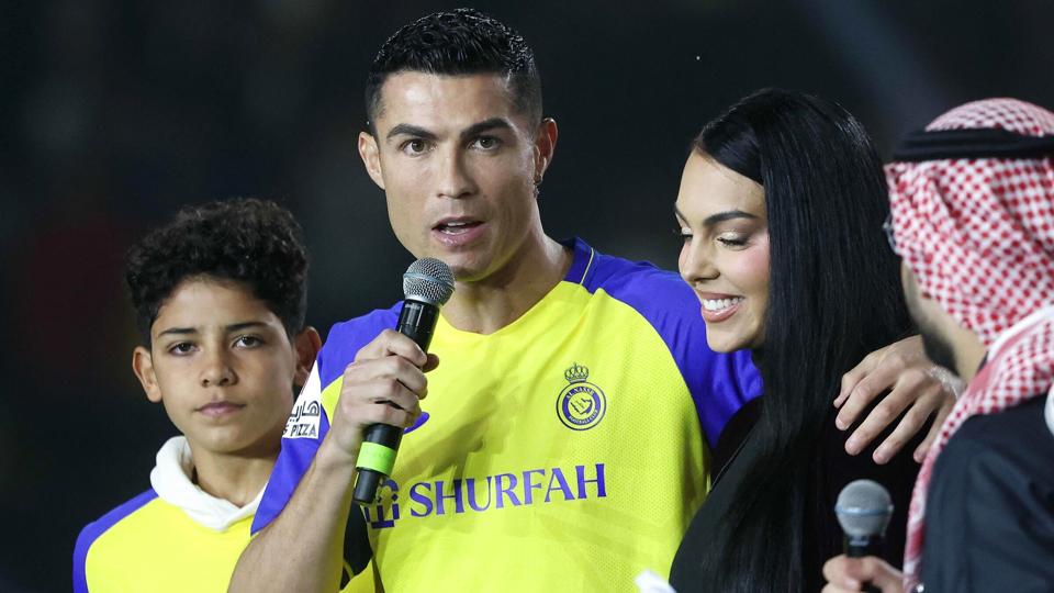 Cristiano Ronaldo blev tirsdag præsenteret på Al Nassrs hjemmebane i Saudi-Arabiens hovedstad, Riyadh. <i>Fayez Nureldine/Ritzau Scanpix</i>