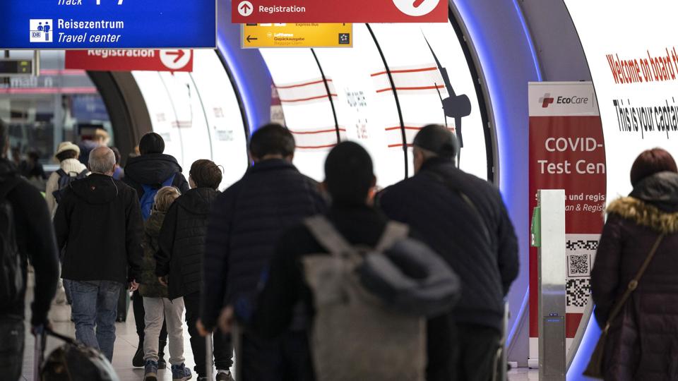 Tyskland er et af de europæiske lande, som har indført krav om, at rejsende fra Kina har en negativ coronatest, når de ankommer til tyske lufthavne. (Arkivfoto). <i>Boris Roessler/Ritzau Scanpix</i>