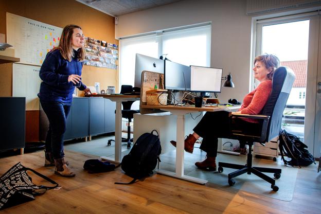 Bag Dune Productions, Nordjyllands første reelle filmselskab, står Anne Svejgård Lund og Nikkie Breinholt Dahm. <i>Foto: Torben Hansen</i>