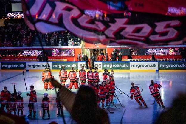 Aalborg Pirates' hjemmepublikum måtte igen gå skuffede hjem. <i>Foto: Martin Damgård</i>