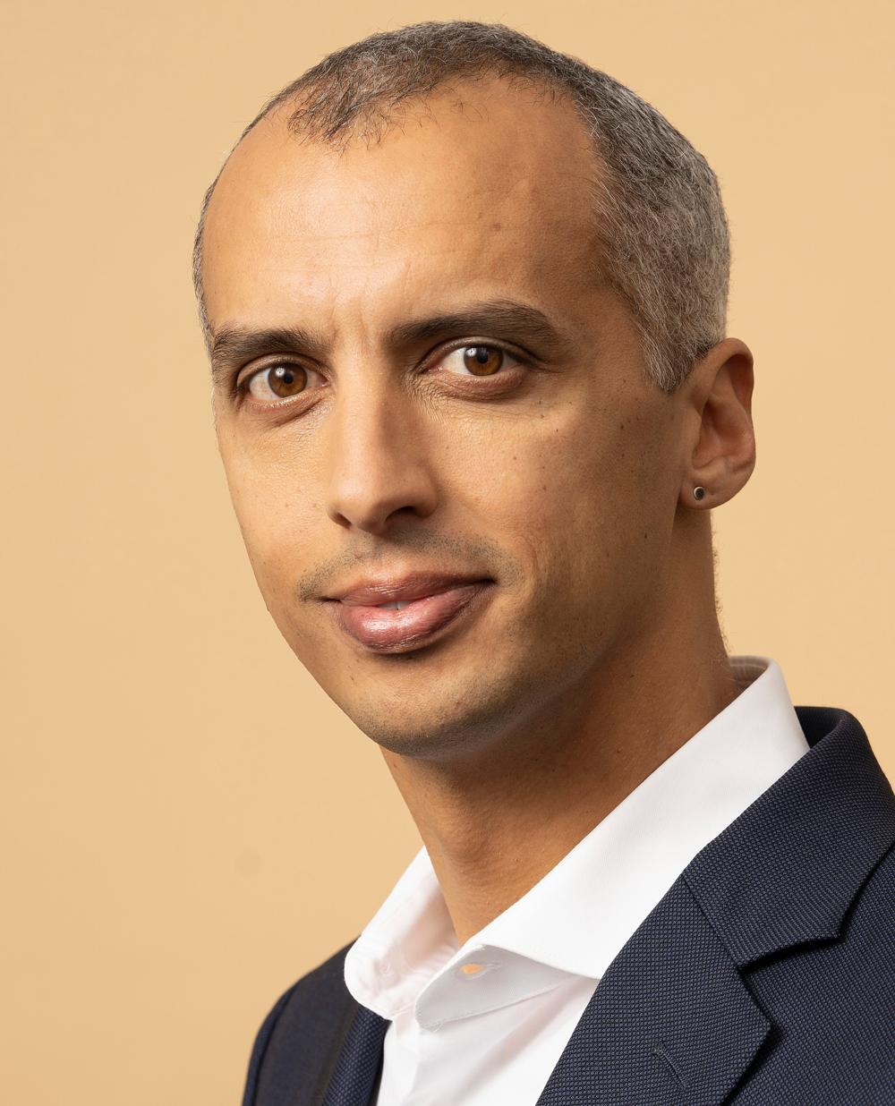 Mattias Tesfaye er børne- og undervisningsminister (S) i SVM-regeringen. Mattias Tesfaye er børne- og undervisningsminister (S) i SVM-regeringen.