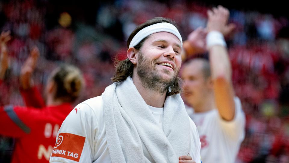 Alt har ikke været lutter lagkage, siden Mikkel Hansen kom hjem til Aalborg Håndbold, men stjernen har god grund til at smile lige nu. <i>Foto: Liselotte Sabroe/Ritzau Scanpix</i>