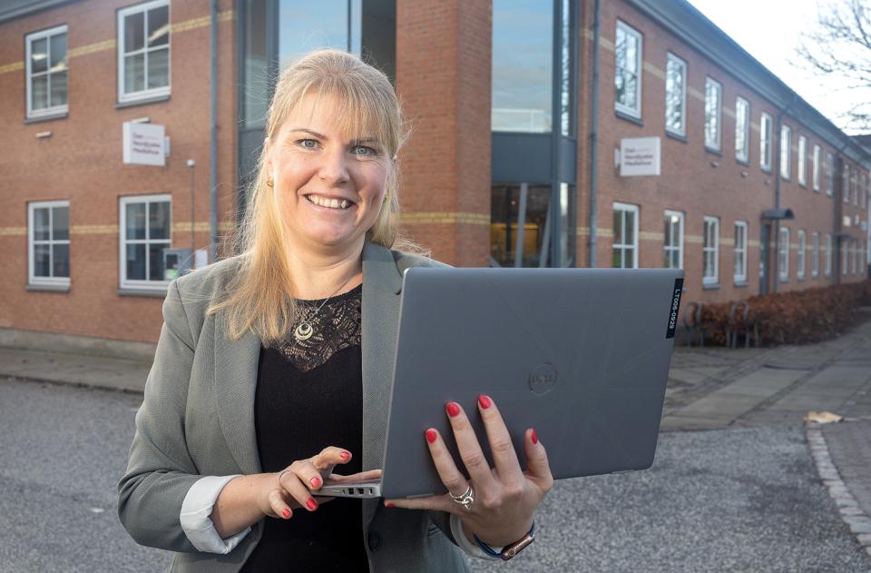Christine Nedergaard Nielsen er ny salgschef i Det Nordjyske Mediehus for kommunerne Frederikshavn, Hjørring, Brønderslev og Jammerbugt. <i>Foto: Bente Poder</i>