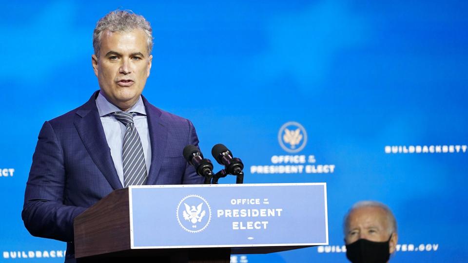 Jeff Zients har blandt andet en fortid i Barack Obama-administrationen, men har også lang erfaring fra erhvervslivet. Nu ventes han ifølge kilder at blive præsident Joe Bidens nye stabschef, skriver NBC News. (Arkivfoto). <i>Susan Walsh/Ritzau Scanpix</i>