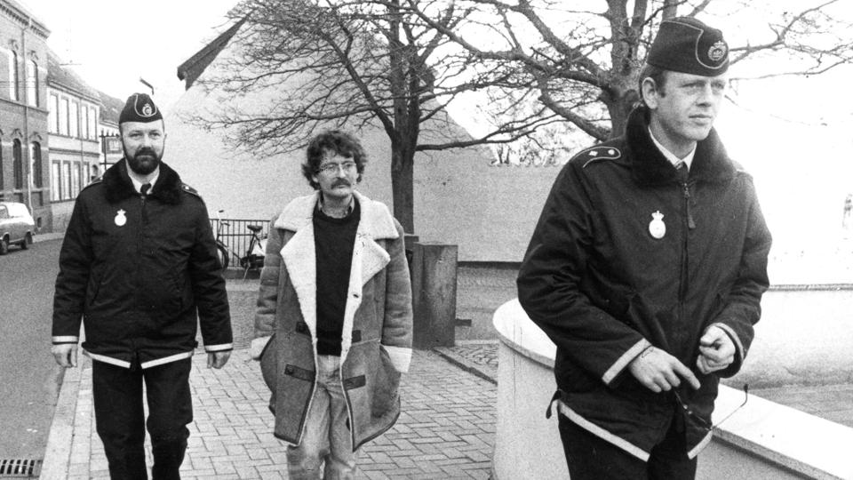 PET gav ikke forfatteren Arne Herløv Petersen besked om, at man havde taget en kopi af hans beslaglagte dagbøger, da han fik dem tilbageleveret i 1982. (Arkivfoto). <i>Nils Rosenvold/Ritzau Scanpix</i>