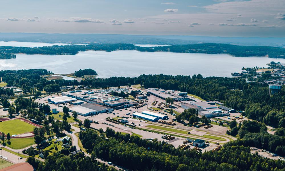 Enligt Volvo CE är investeringen en milstolpe som ska bidra till att företaget ska vara helt fossilfritt 2040 och att 35 procent av de sålda maskinerna ska vara elektriska 2030 Enligt Volvo CE är investeringen en milstolpe som ska bidra till att företaget ska vara helt fossilfritt 2040 och att 35 procent av de sålda maskinerna ska vara elektriska 2030