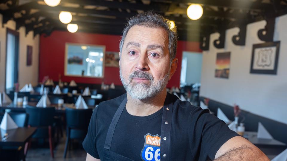 Manden bag Highway 66-kæden, Karim Salih, har haft en hård tid på det seneste. Han er iværksætter ind til benet og har været vant til at åbne den ene restaurant efter den anden. Men det seneste år har han været nødt til at lukke fire restauranter og to pizzeriaer. <i>Foto: Bente Poder</i>
