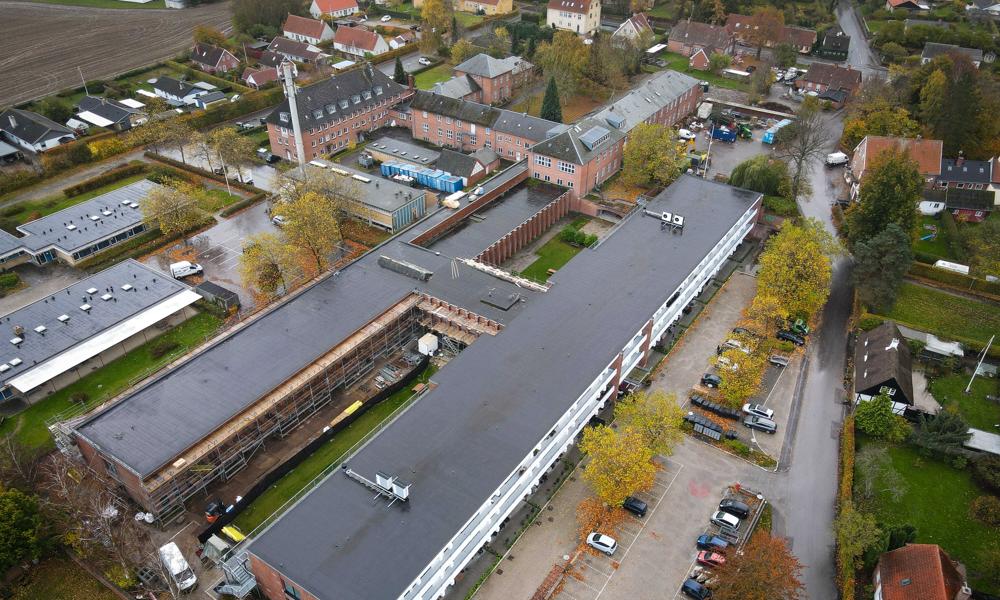 Tredje og fjerde etape af omdannelsen af sygehuset i Esbønderup til lejeboliger er i gang nu.