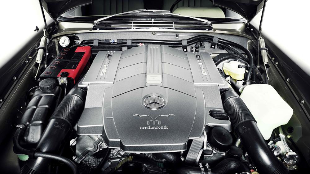 Mercedes M113-motor kom i storlekar från 4,3 lityr hela vägen upp till en AMG-version på 5,4 liter. Perfekt med effekt.